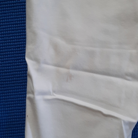 White capris - Picture 8 of 9